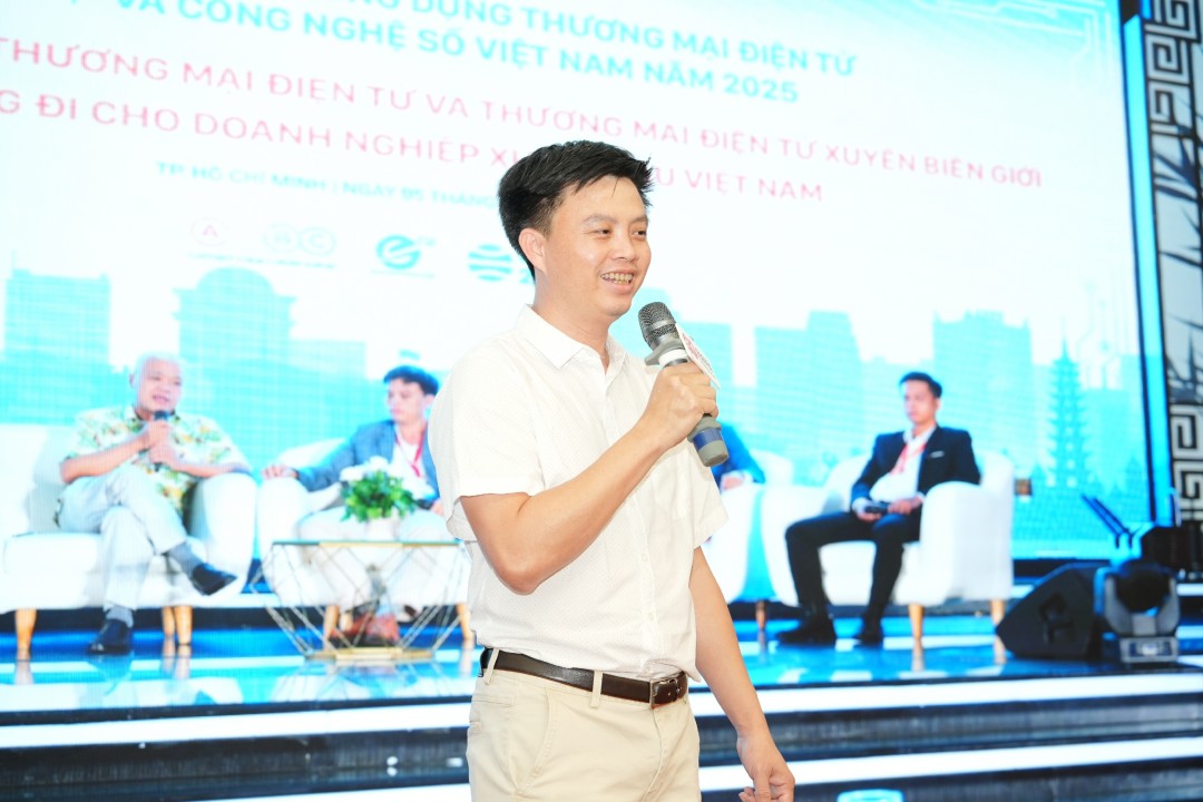 20251025521633243198.jpg DSC08641.jpg